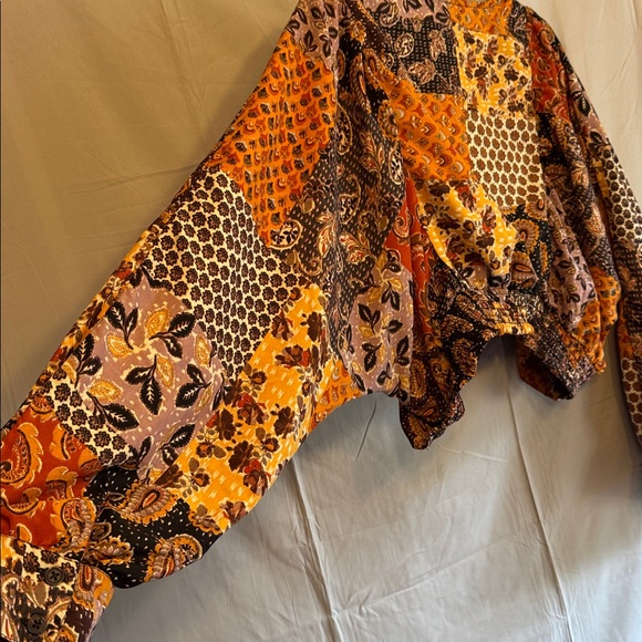 Truth Multicolor Patchwork Design - Picture 8 of 16